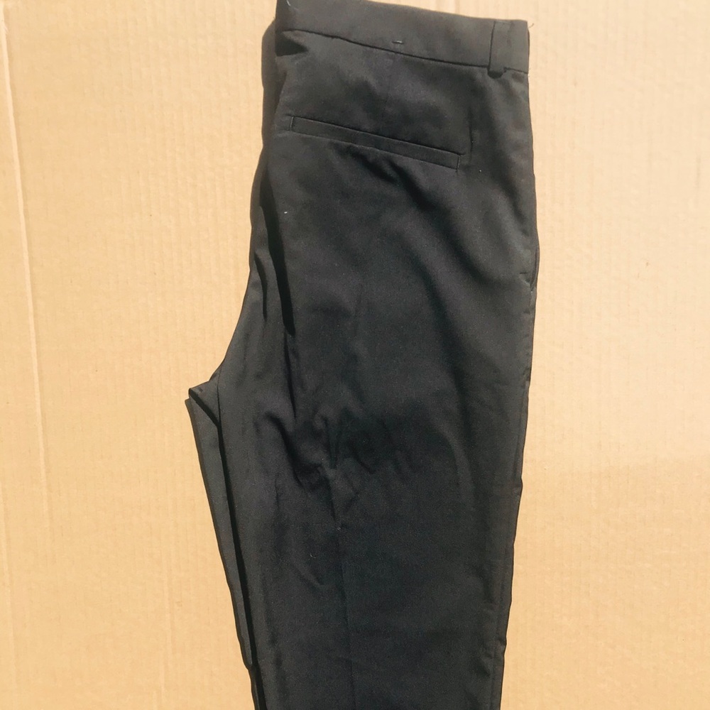 Black pants 👖 - Picture 2 of 4